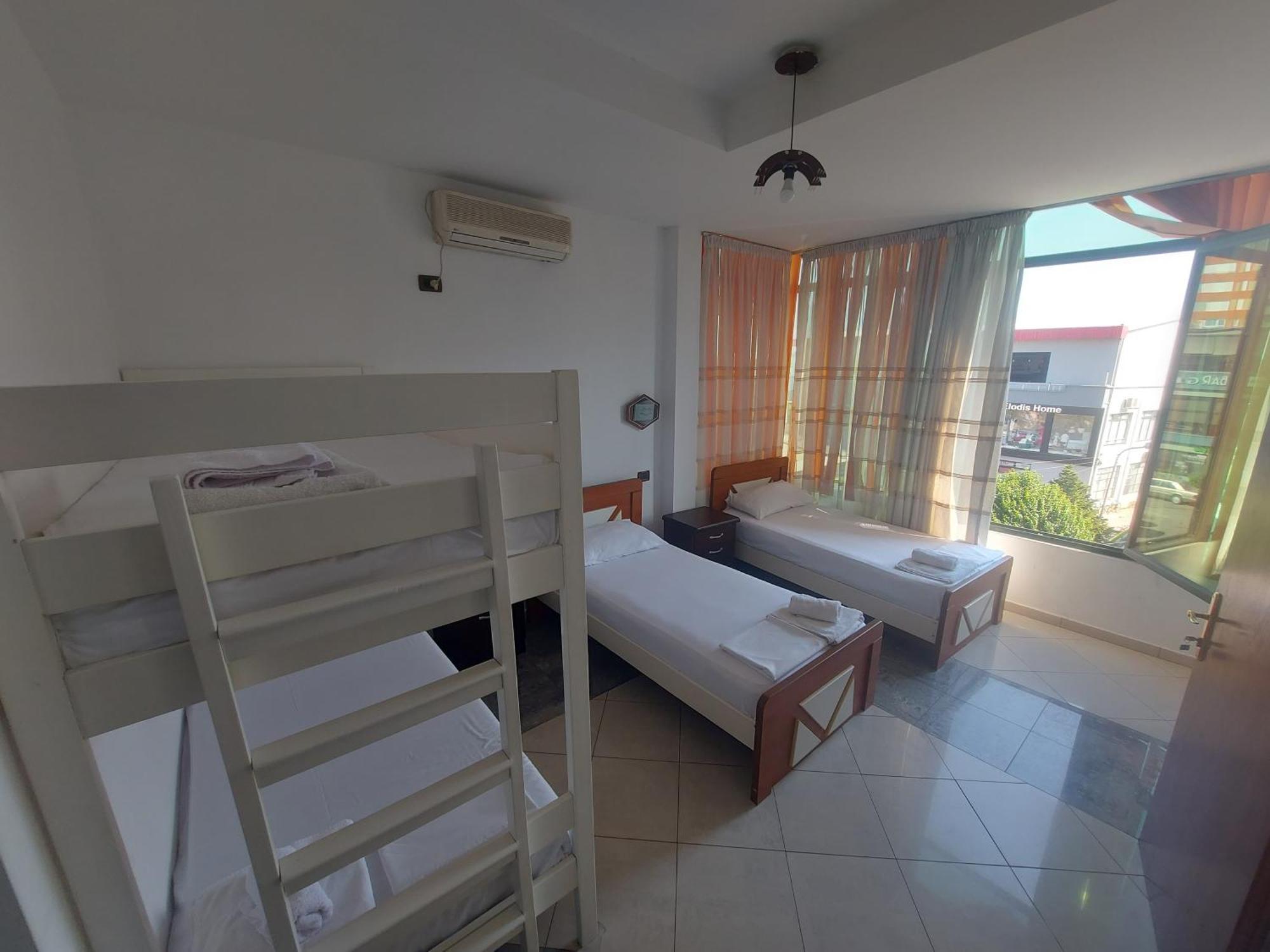 Hotel W Bush Square Fushe-Kruje Dış mekan fotoğraf
